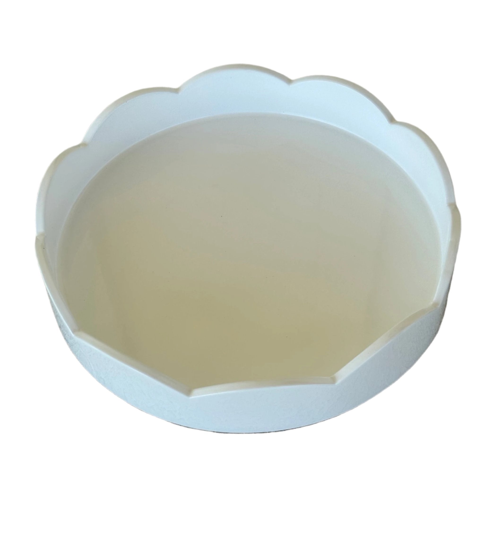 Small White Scallop Tray