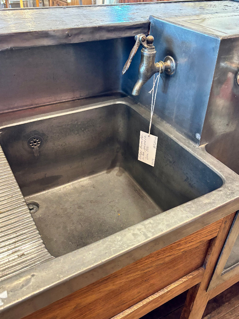 Beautiful French Antique Bar in Oak, Zinc. Circa 1880