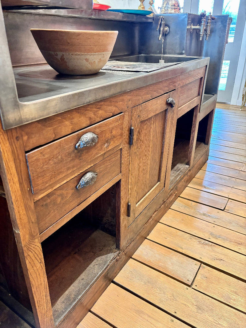 Beautiful French Antique Bar in Oak, Zinc. Circa 1880