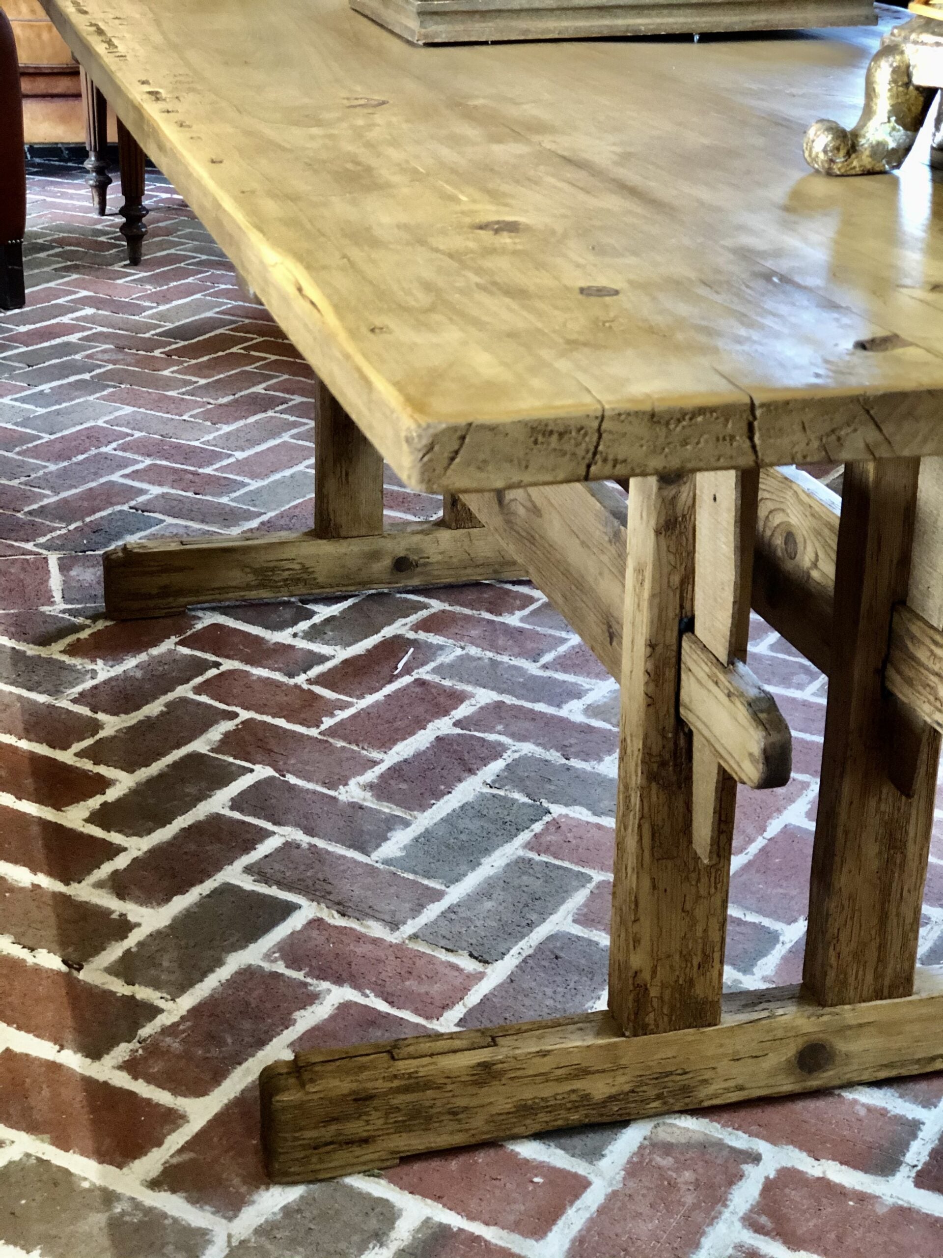 Trestle table